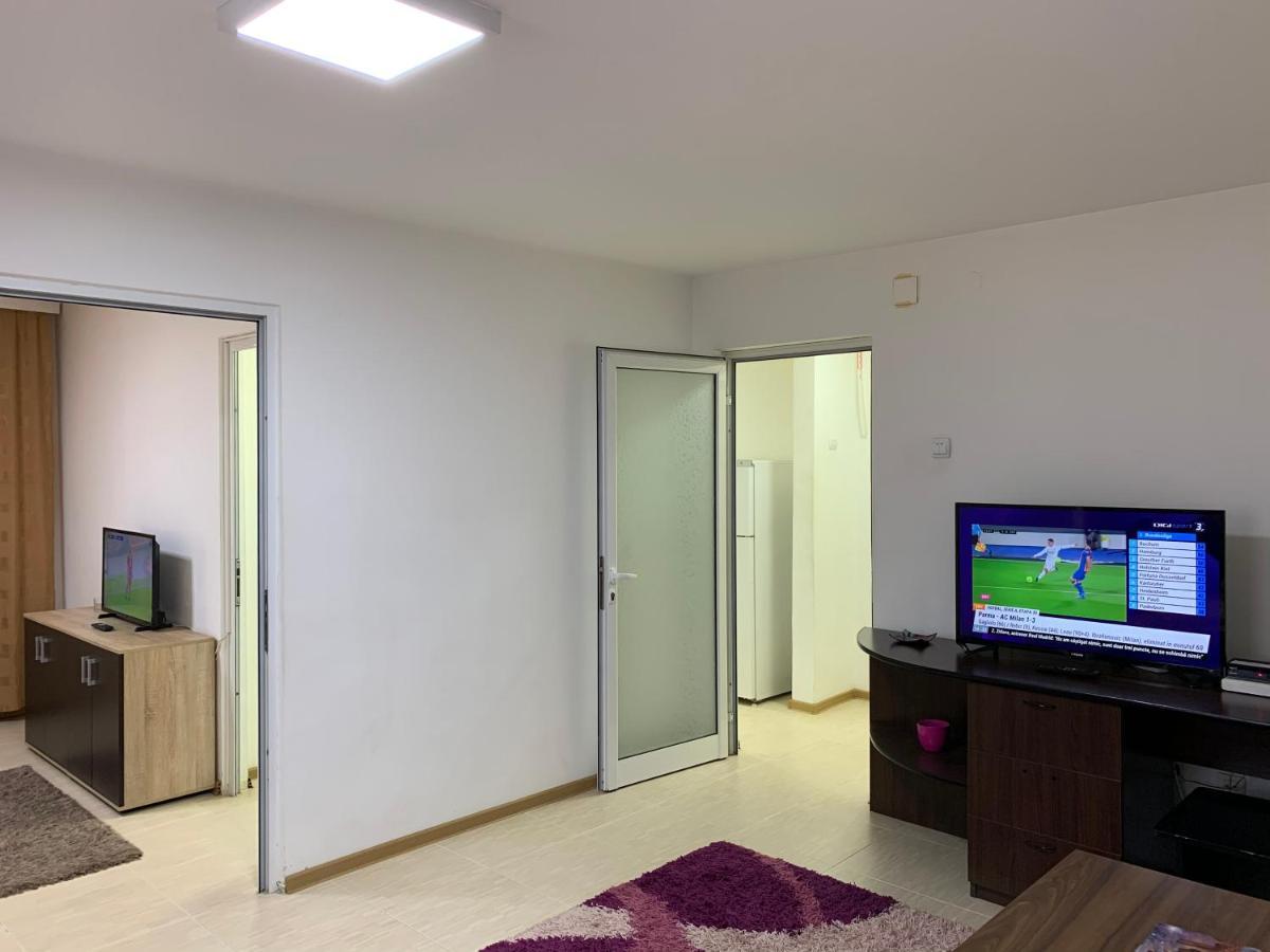 Eli Apartment Галац Экстерьер фото