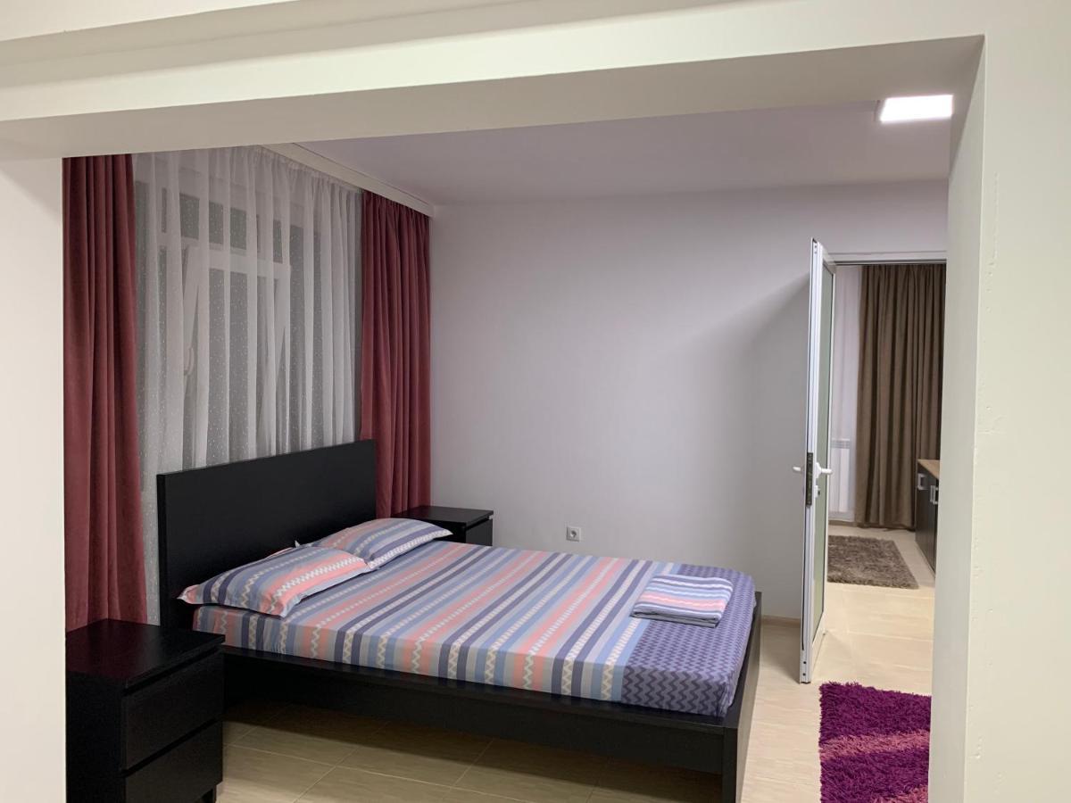 Eli Apartment Галац Экстерьер фото